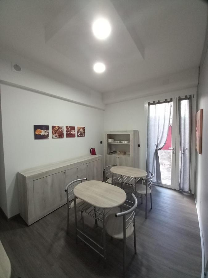 B&B Km 198 - Letto E Colazione Sorbara Εξωτερικό φωτογραφία