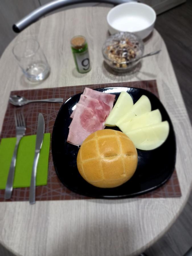 B&B Km 198 - Letto E Colazione Sorbara Εξωτερικό φωτογραφία