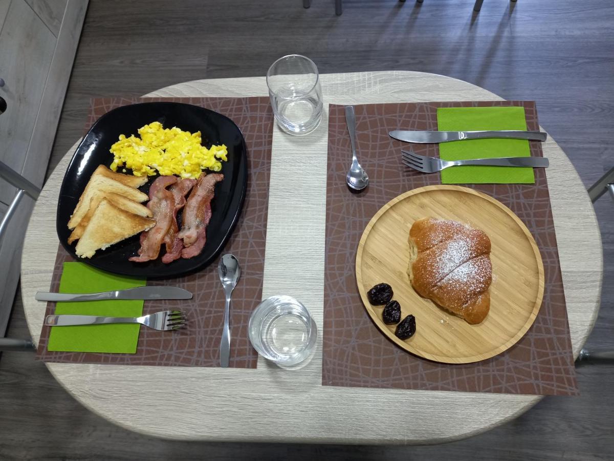 B&B Km 198 - Letto E Colazione Sorbara Εξωτερικό φωτογραφία