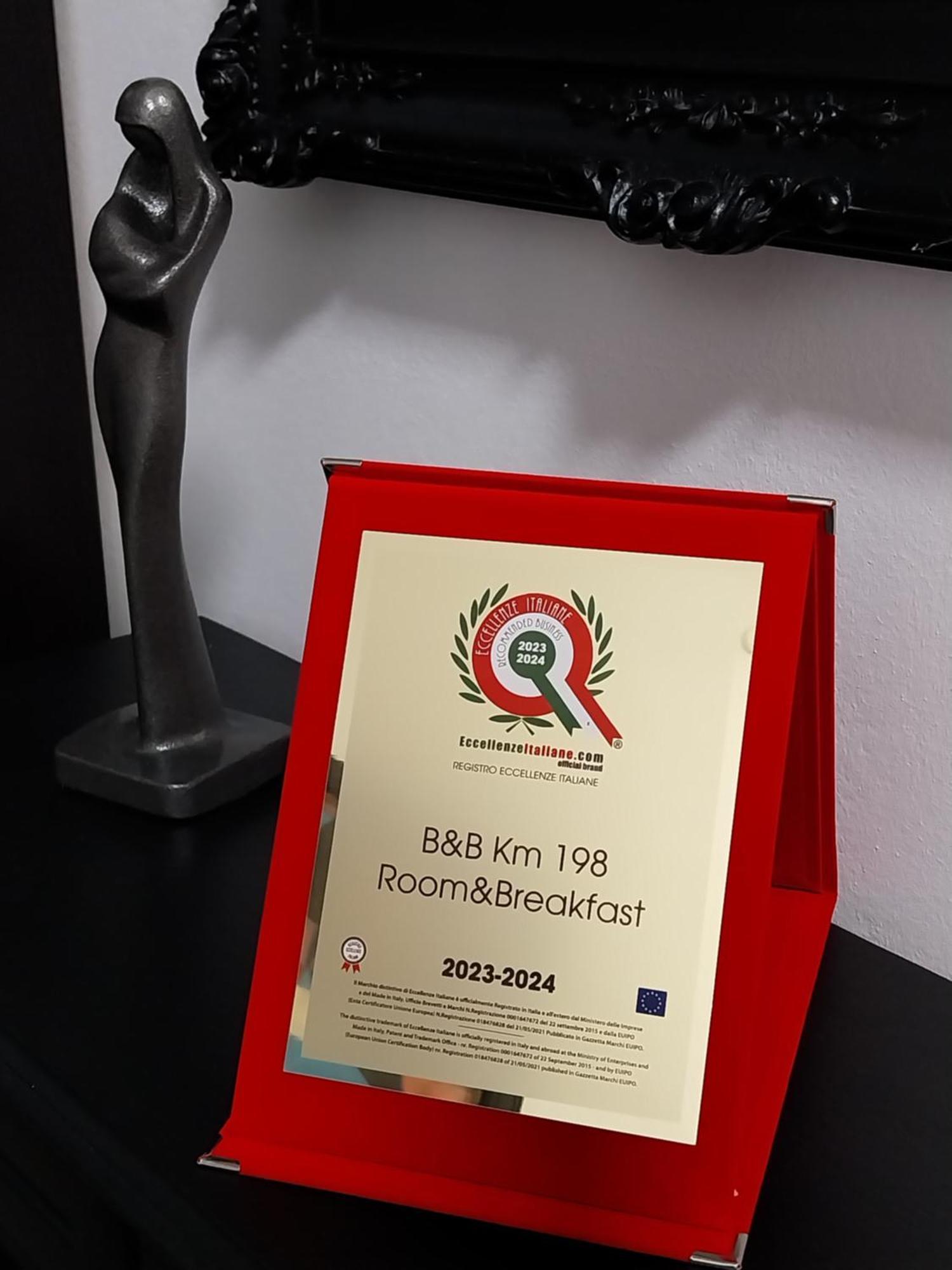 B&B Km 198 - Letto E Colazione Sorbara Εξωτερικό φωτογραφία